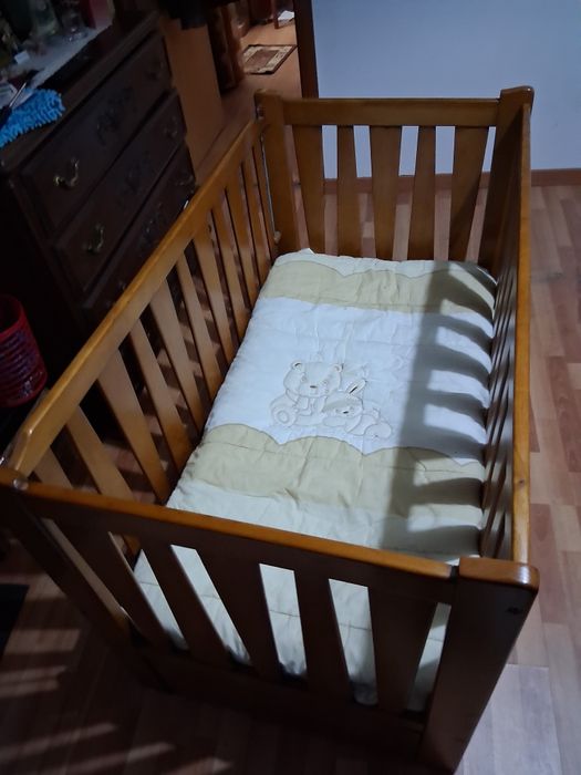 Caminha  de bebé + mobile chicco