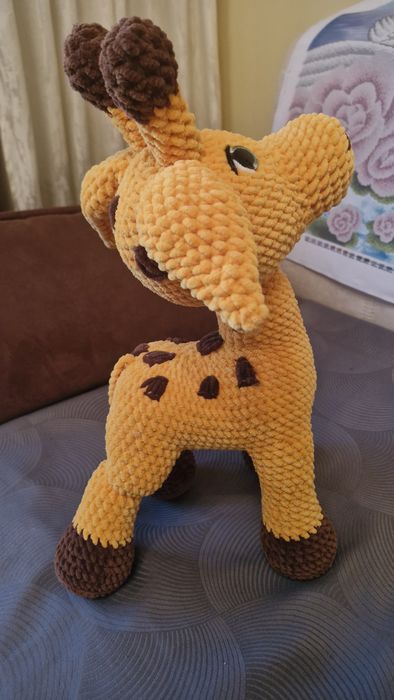 Великий в'язаний жираф ручної роботи, плюшева іграшка амігурумі