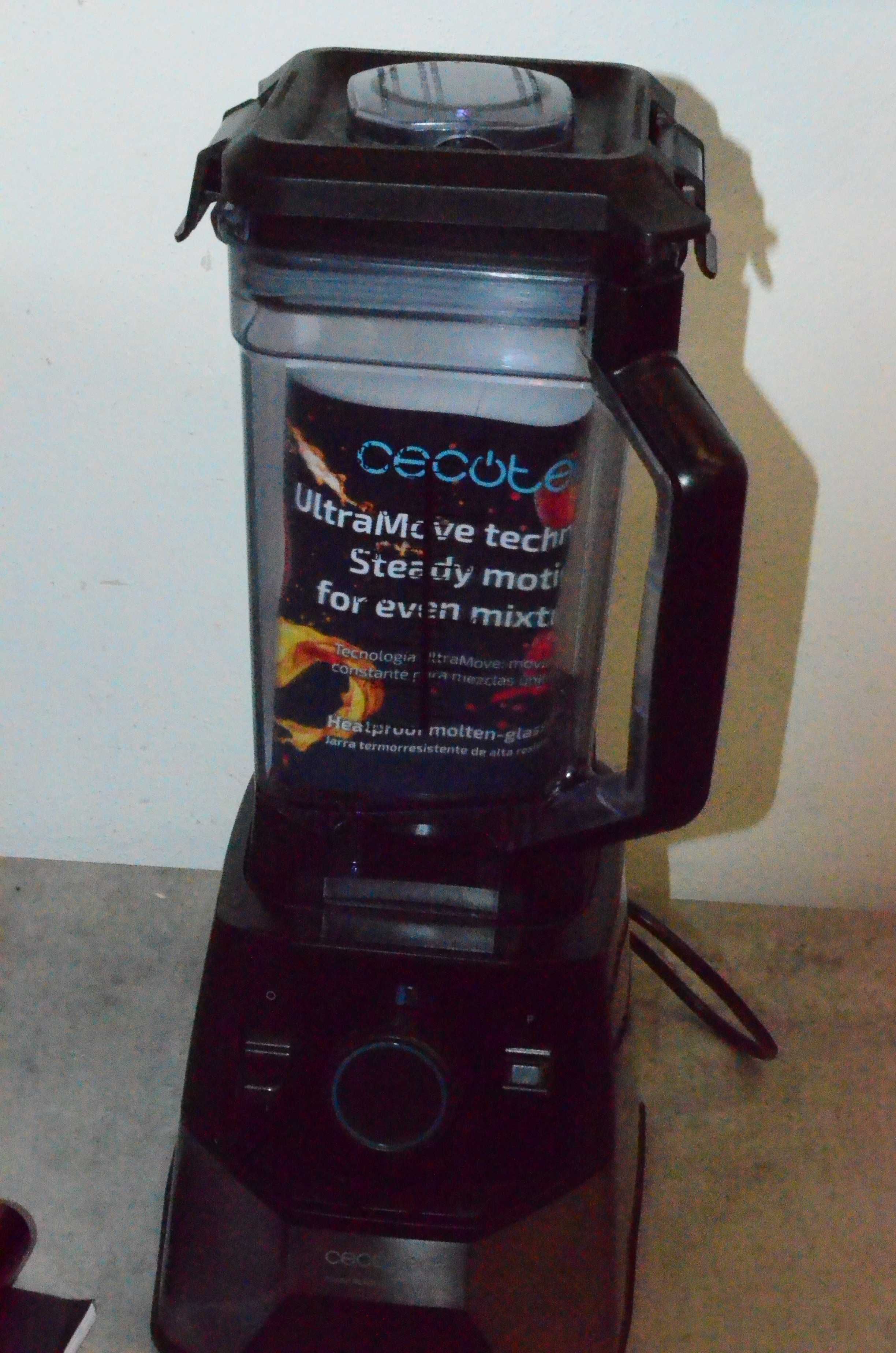 Blender mikser Cecotec Power Black Titanium 2000 Pro 2000 W