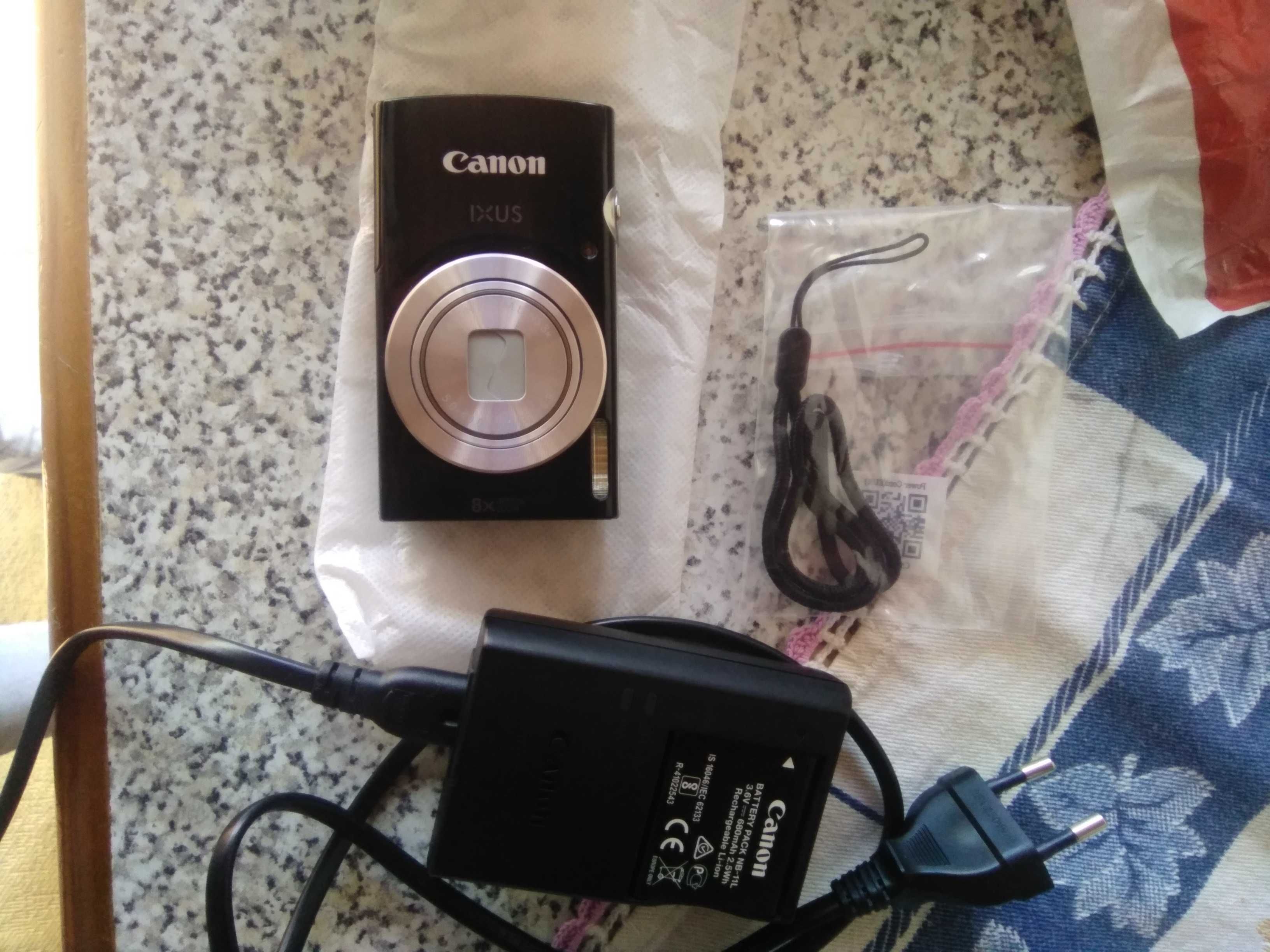 Máquina fotográfica Canon Ixus nova com garantia. Nunca usada