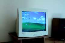 Monitor fujitsu siemens CRT retro sprawny