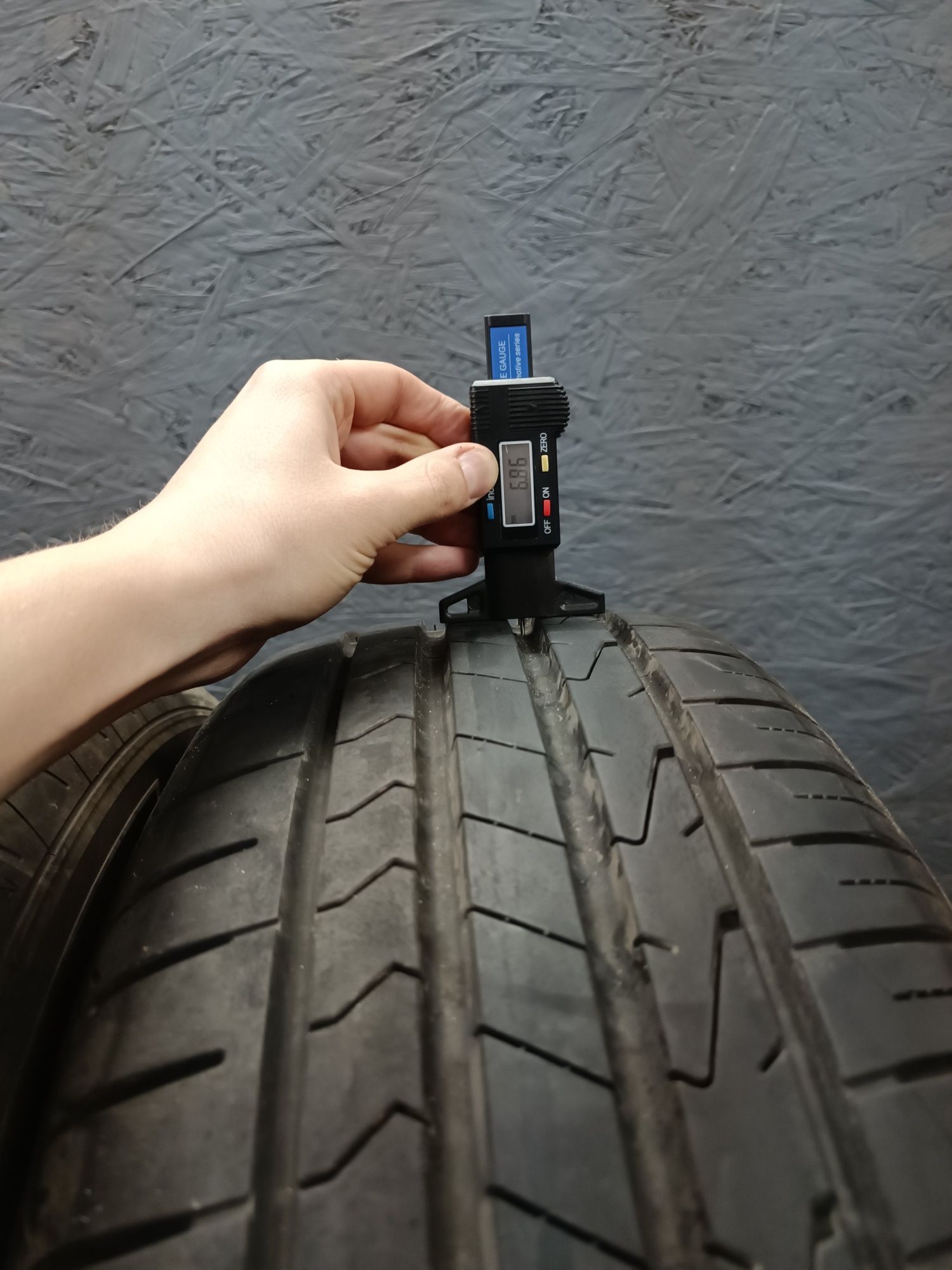 215 65 17 Літо 22 рік 6.5+ мм Hankook Ventus Prime 3x