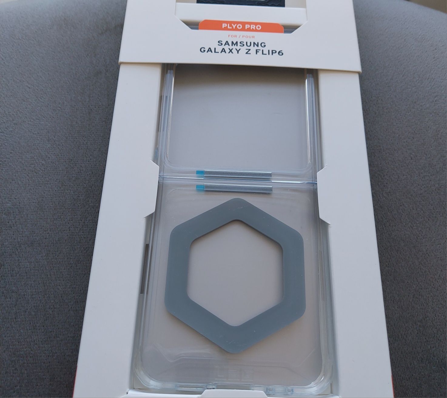 Чохол UAG оригінал iPhone 15 / samsung z