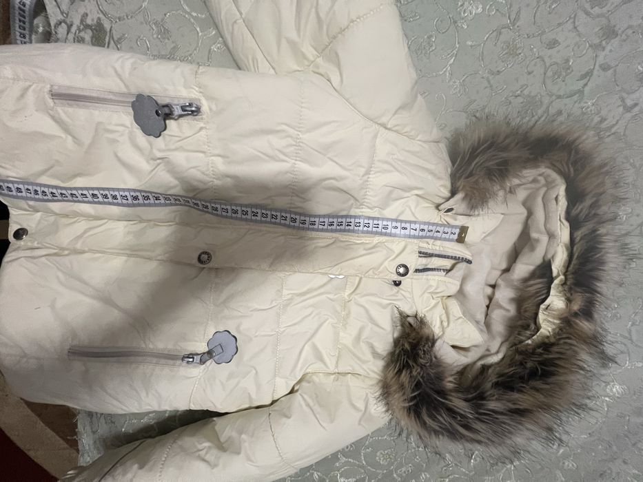 Куртка зімняя на дівчинку