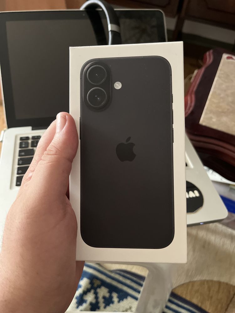 iPhone 16 128GB novo - SELADO