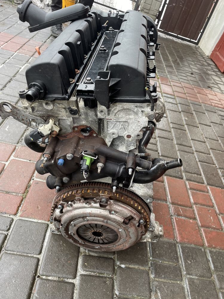 Citroen с4 Picasso 1.8 бензин двигун мотор двигатель