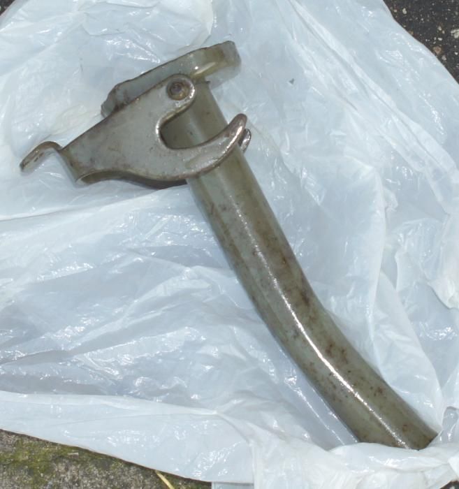 kanister , 20litrów , metalowy , z lejkiem