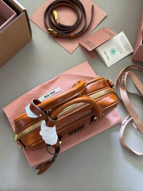 Torebka damska elegancka Miu Miu skora 534-109