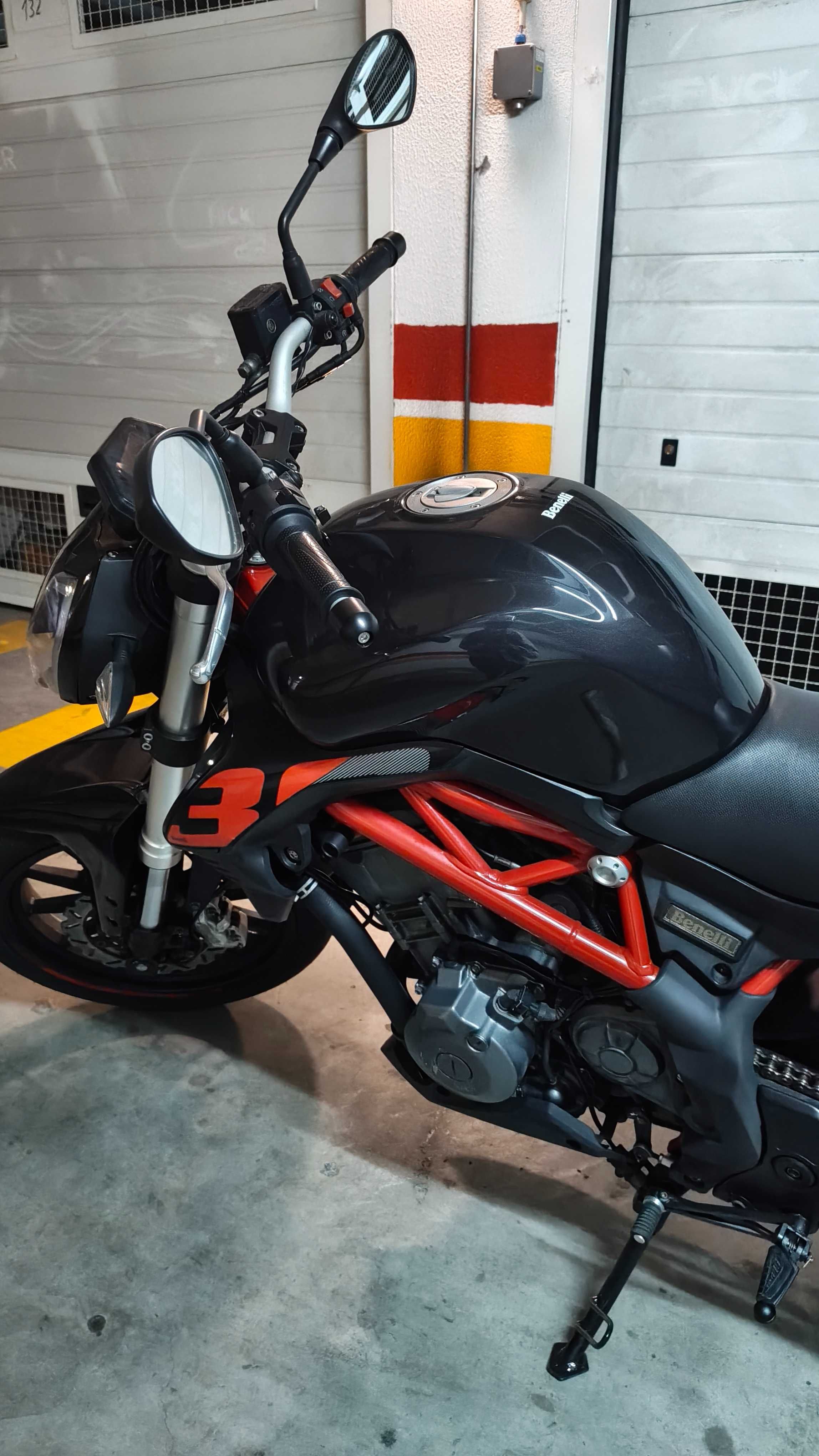Benelli BN 302s.