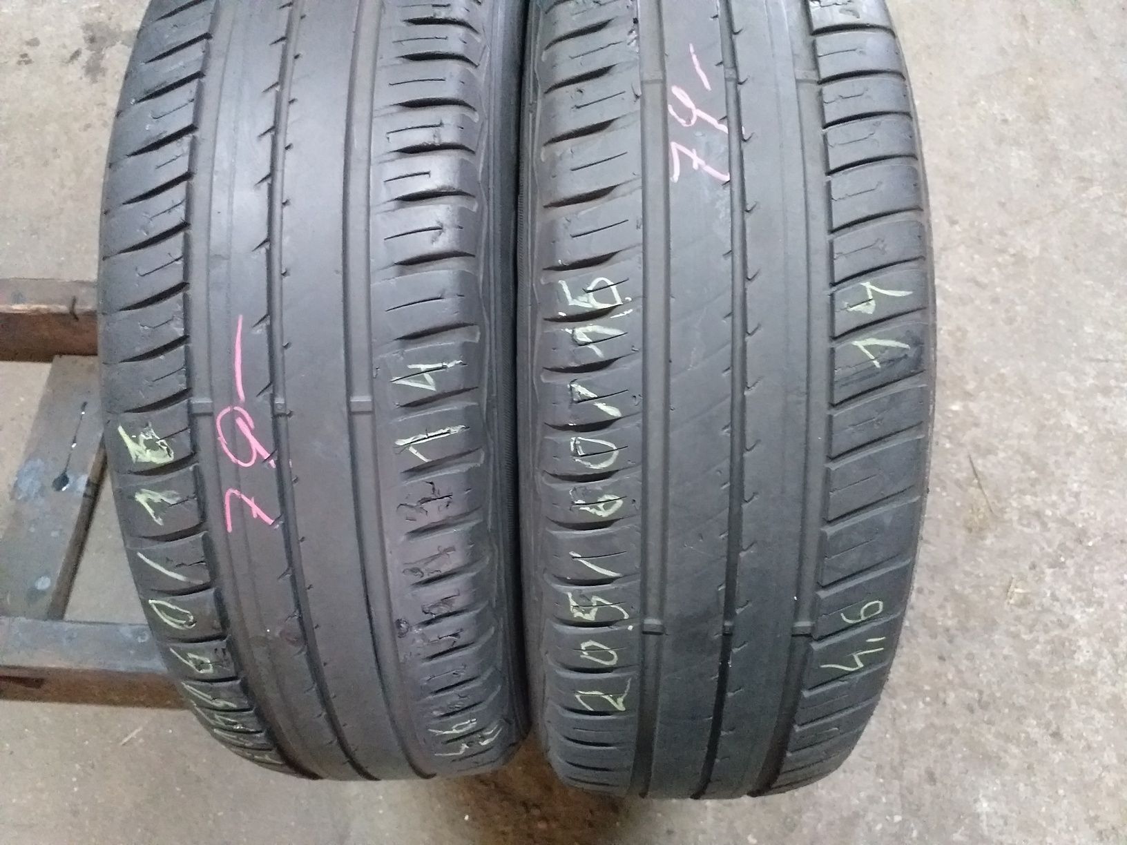 Opony 205/60R16 Debica