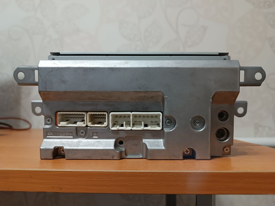 Продаю Магнітолу рідну(Заводську) з Toyota Corolla