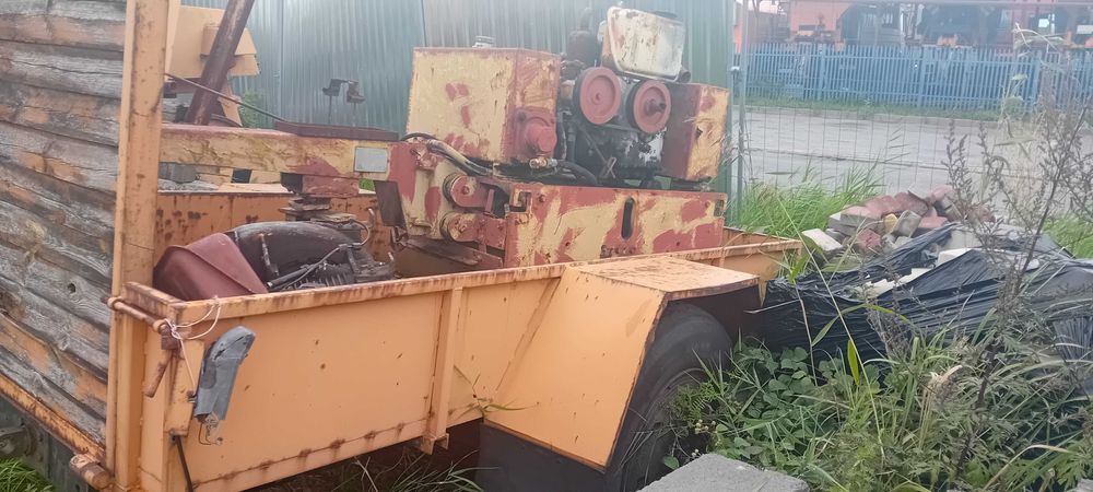 Walec drogowy dwu bębnowy samo jezdny