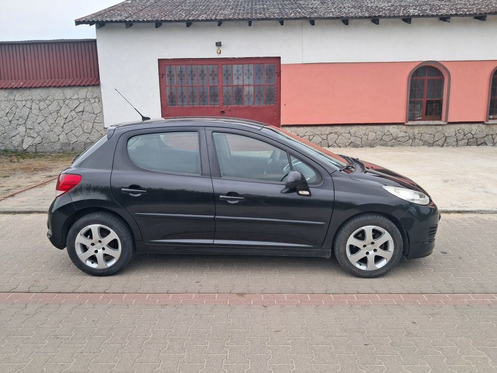 Sprzedam Peugoeta 1.4 Hdi