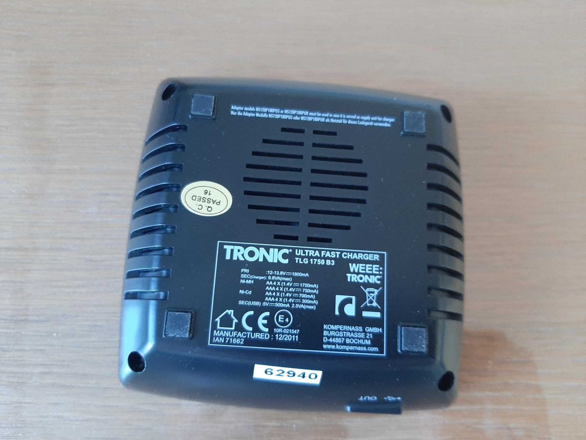 szybka ładowarka akumulatorów AA i AAA, marki TRONIC, nowa