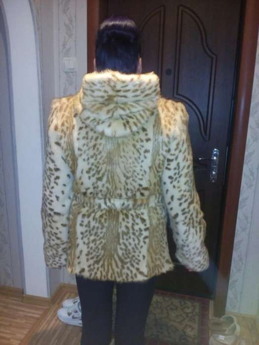 Продам шубу,каракуль с кожей