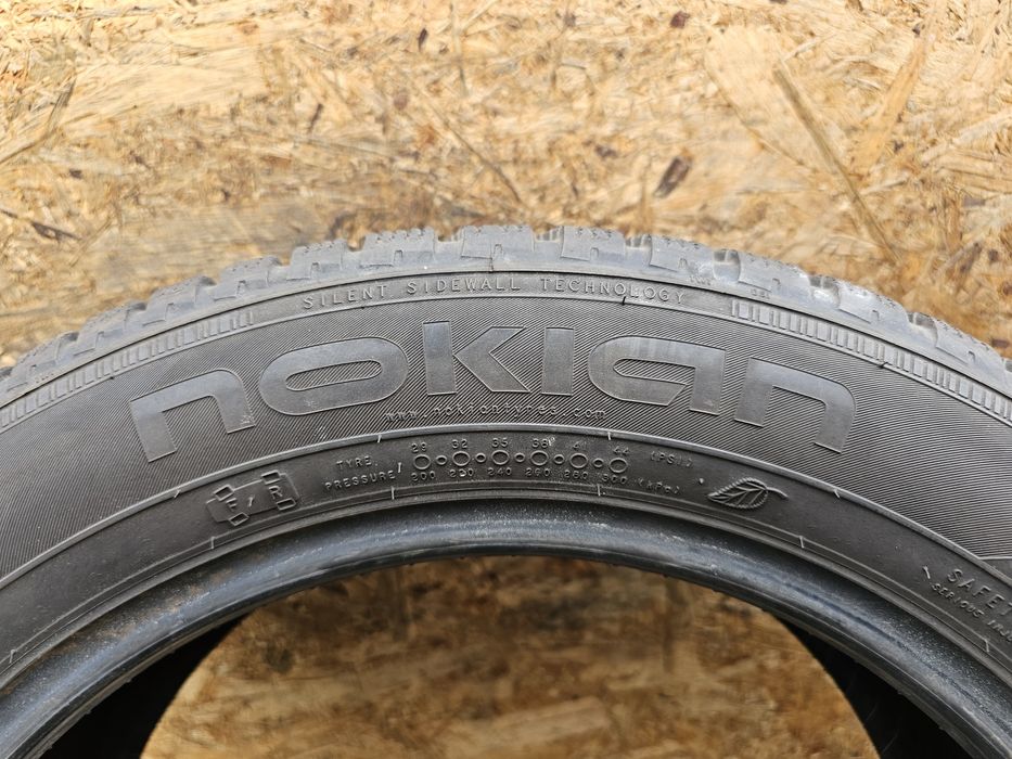 Idealne!!  7mm. 205/55 r16 Nokian WR D3. 17/18