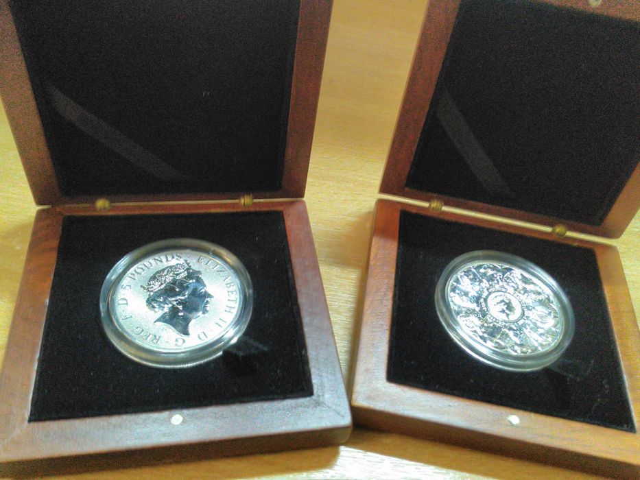 Подарок. Австралия, Британия, США, Токелау, серебро.