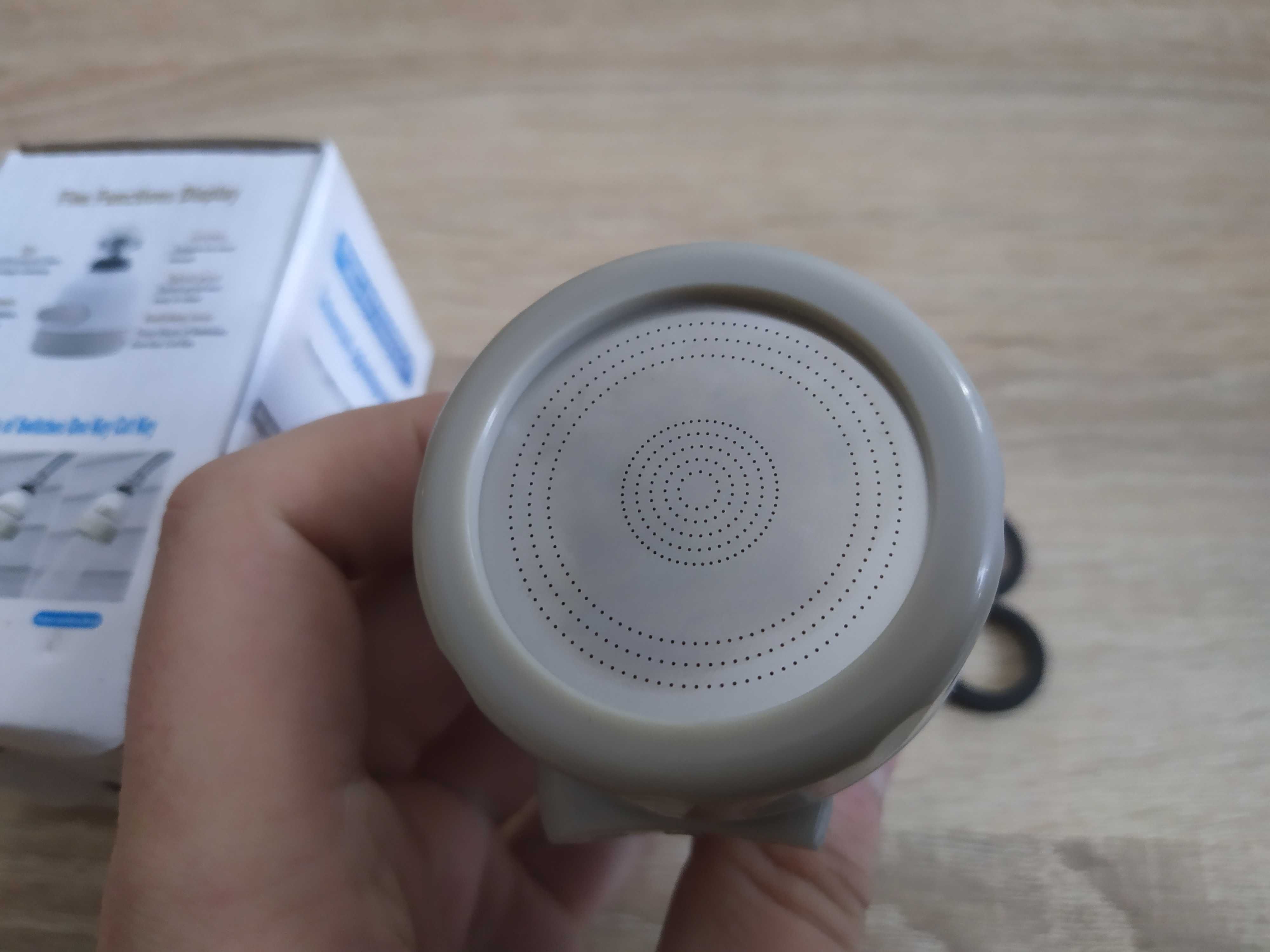 Насадка аэратор для экономии воды Universal Splashproof Head