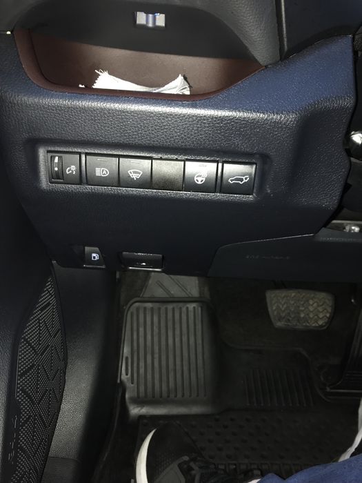 Toyota rav4 гібрид