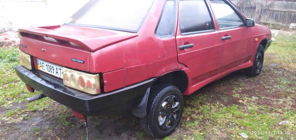 Продам ваз 21099.