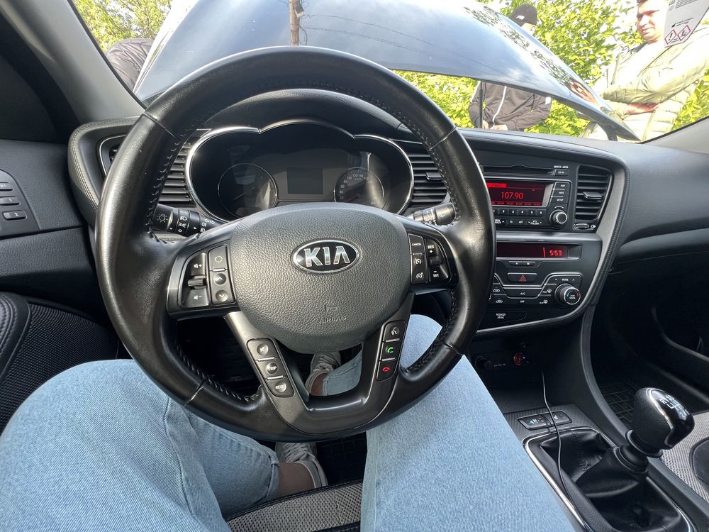 Kia Optima 2012 року