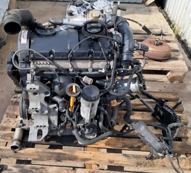 Двигатель 1.9 TDI AUY VW Sharan Ford Galaxy Seat Alhambra Golf 4 Bora
