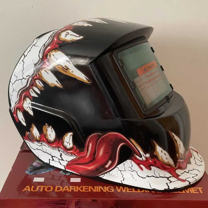 Маска зварювальна хамелеон Venum - 9-13 DIN / Регул. світлофільтра