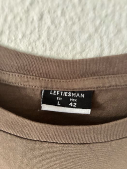 Tshirt castanha Lefties