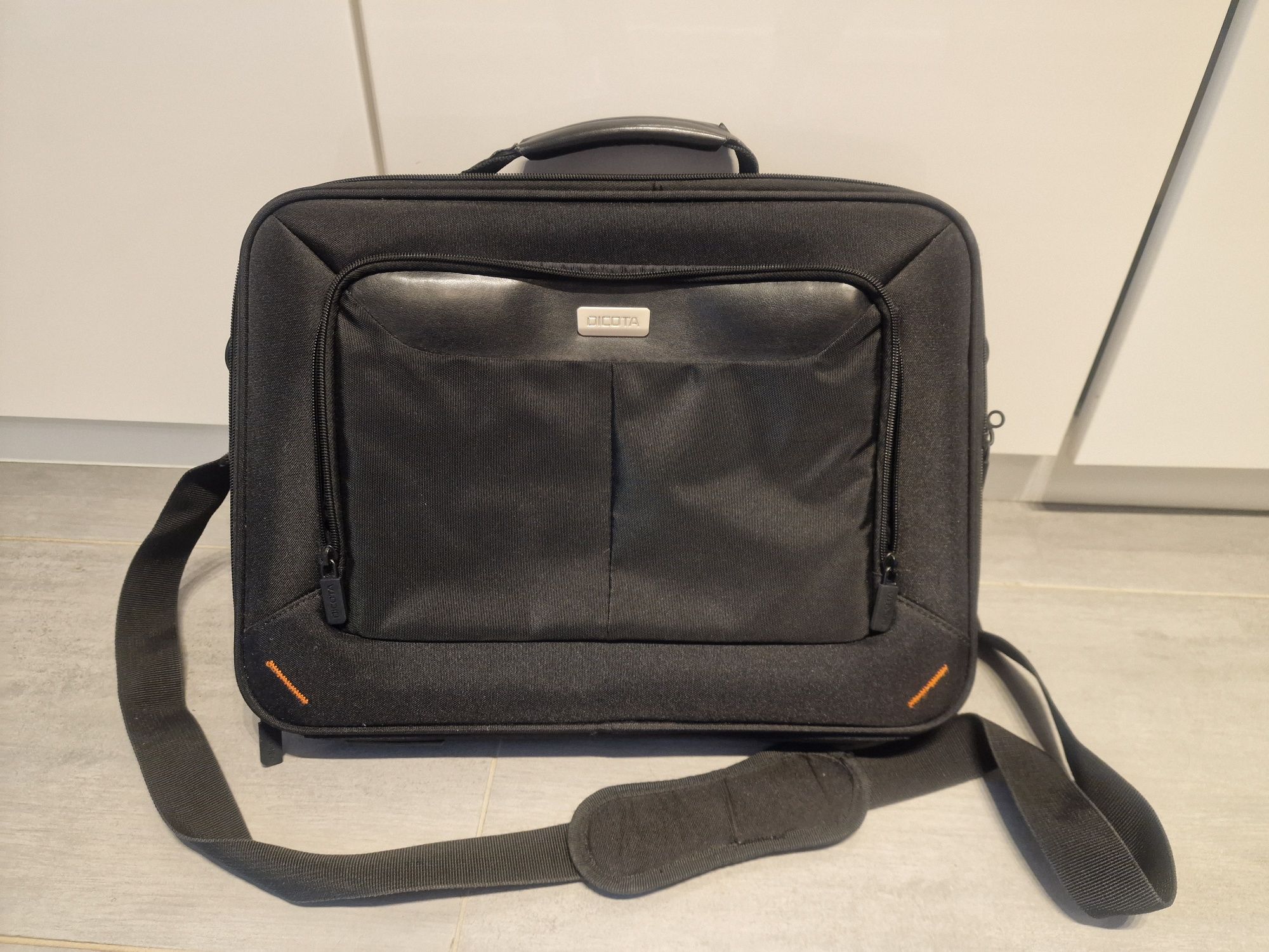 Torba na laptopa