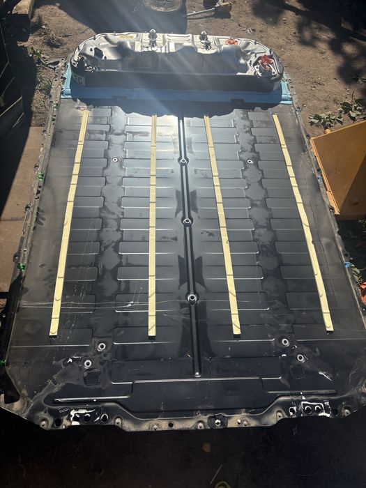 Ввб батарея Tesla Model Y Model 3 RWD 80kwt 24й рік