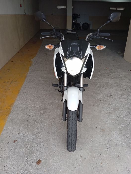 Honda cbf 125 em excelente estado