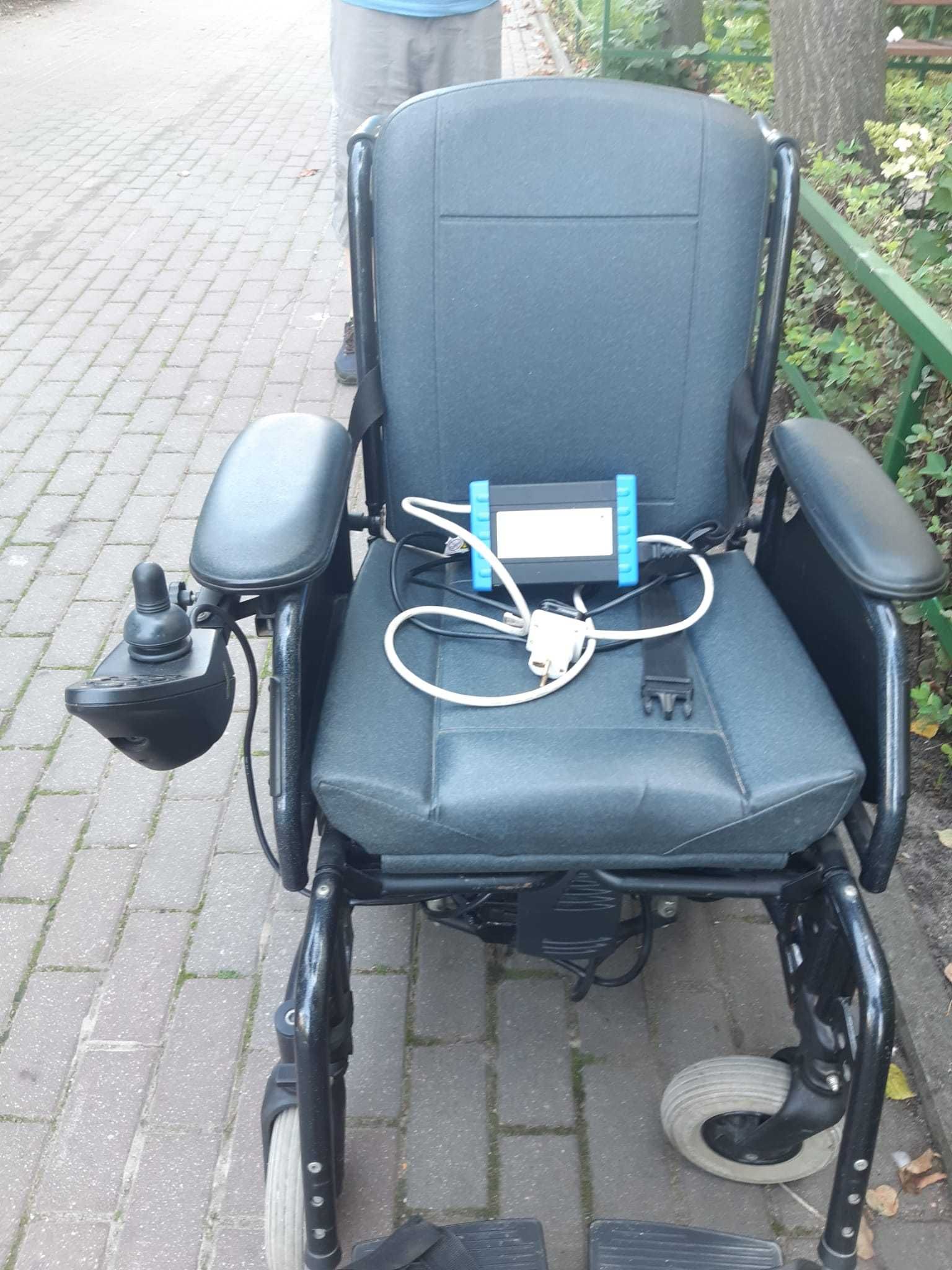 Sprzedam wózek inwalidzki stan b. dobry, mało używany, sprawny