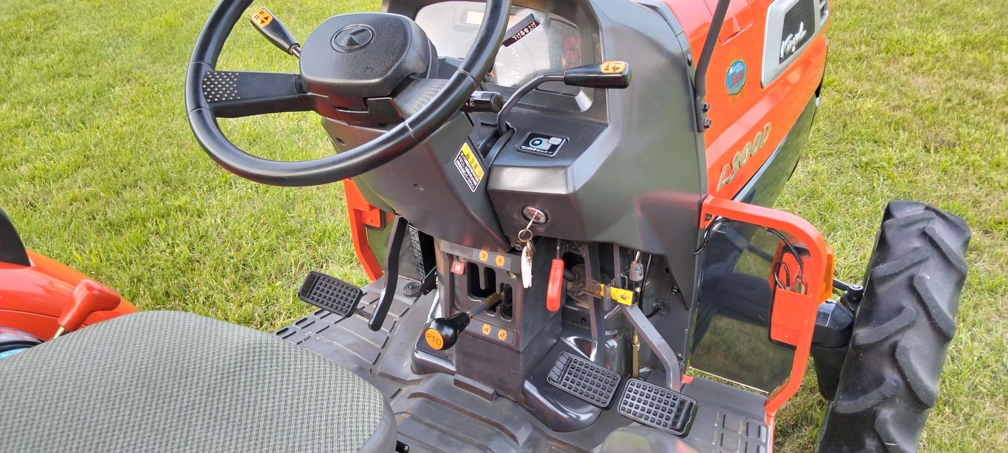 Traktorek 4x4 30 km wspomaganie ciągnik tur kubota yanmar john