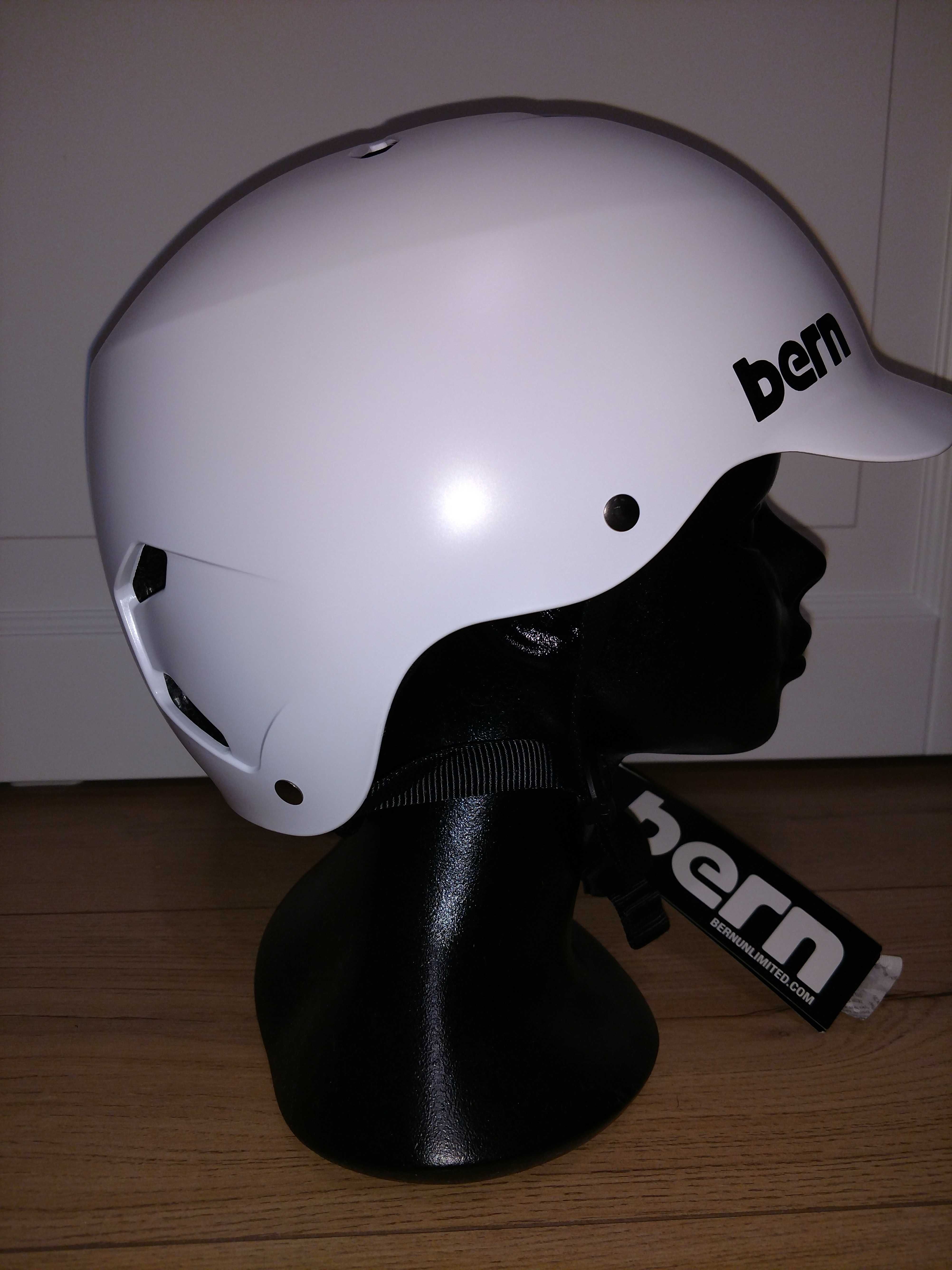 Шолом Bern Watts.