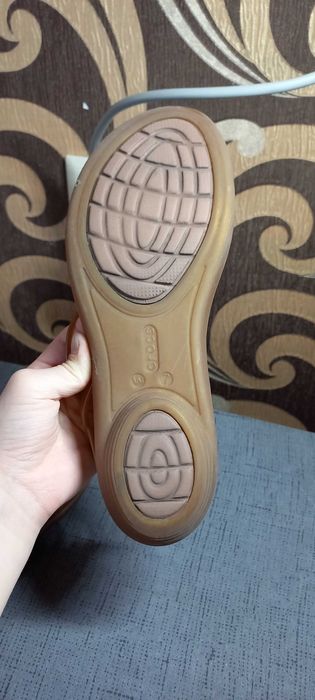 Iconic crocs comfort