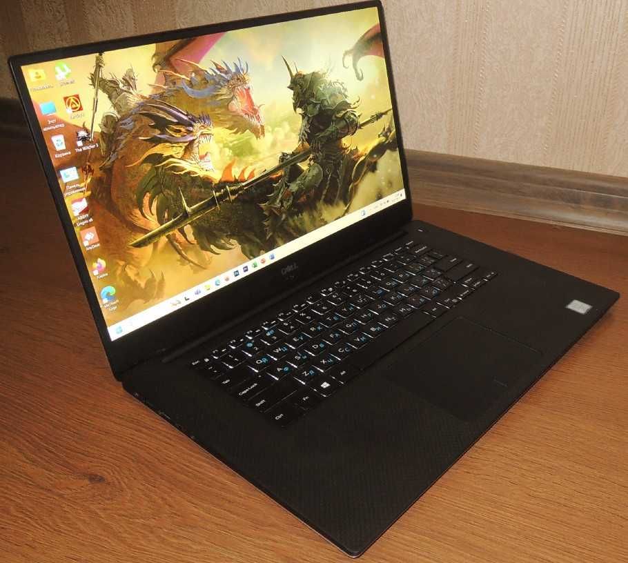 Dell Precision 5530 FHD IPS/i7-8850H/nVidia P1000 4/512/16Gb