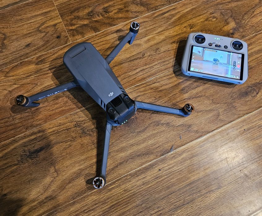 Dji mavic 3 pro в идеальном состоянии без налета