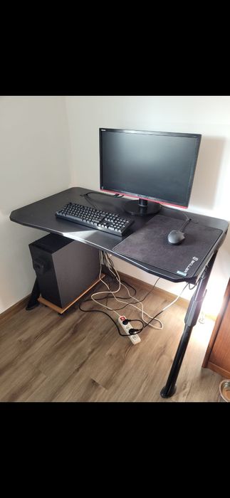 Mesa Mars gaming MGD preta