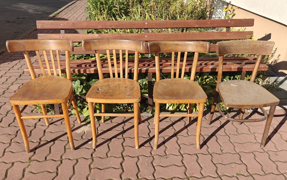 4 stare krzesła drewniane do renowacji PRL vintage