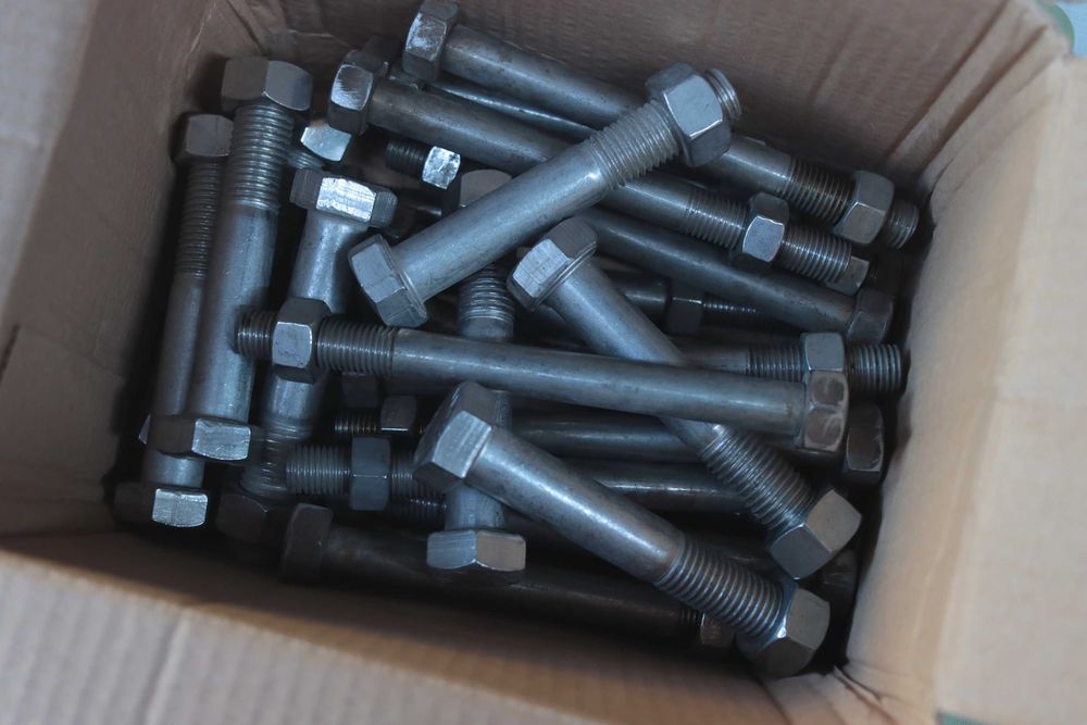 Parafusos sextavados M20x120 M16x180 porcas anilhas em aço inoxidável