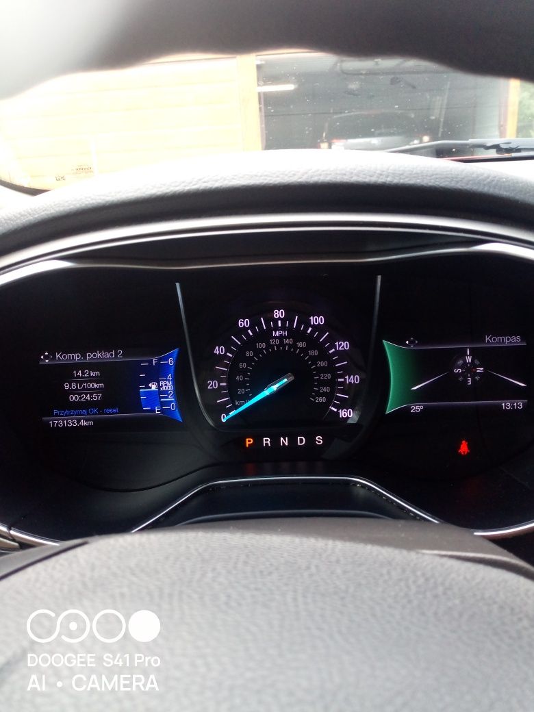 Ford Fusion 2015 r