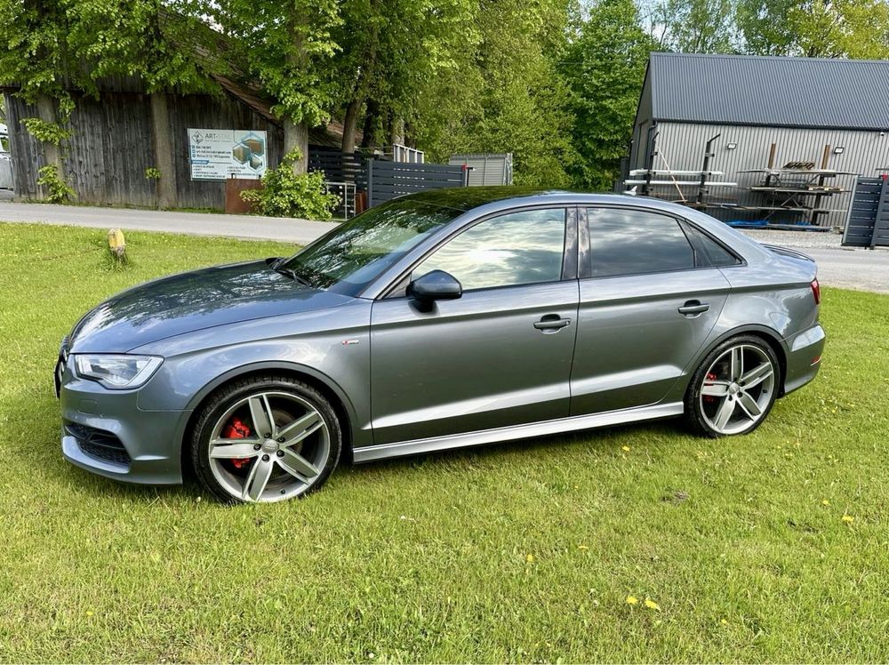 Audi A3 8V Sedan S-Line S-tronic quattro