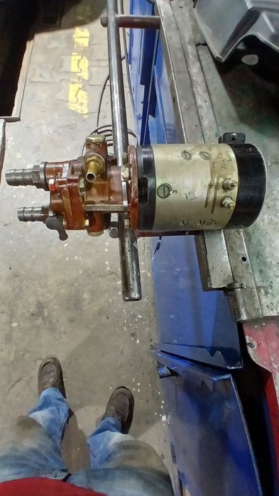 Насос для перекачки масла и дизельного топлива МЛ-1
