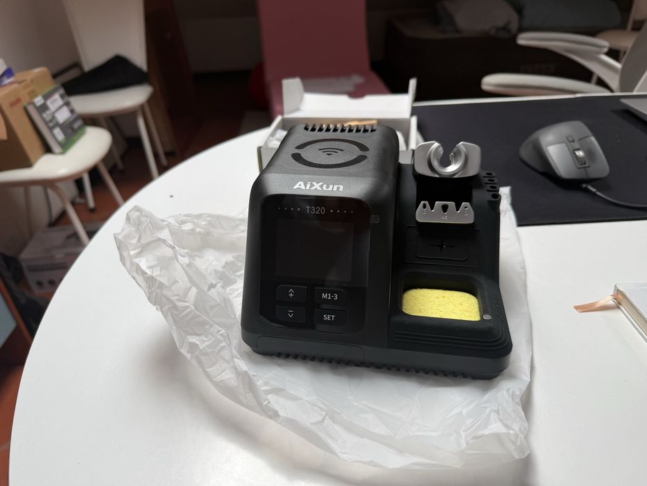 Estação de soldar inteligente 200 W AiXun T320 – Profissional