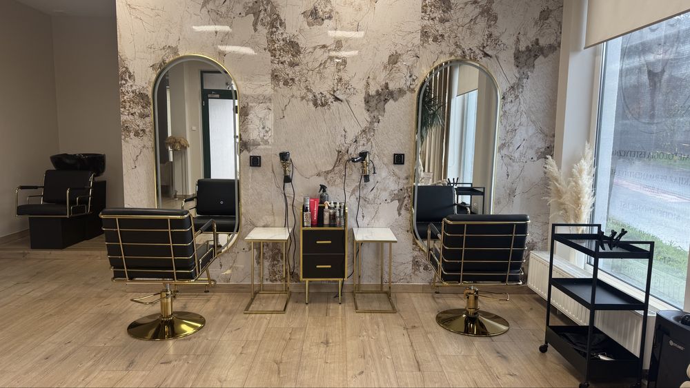 Wynajmę stanowisko fryzjerskie