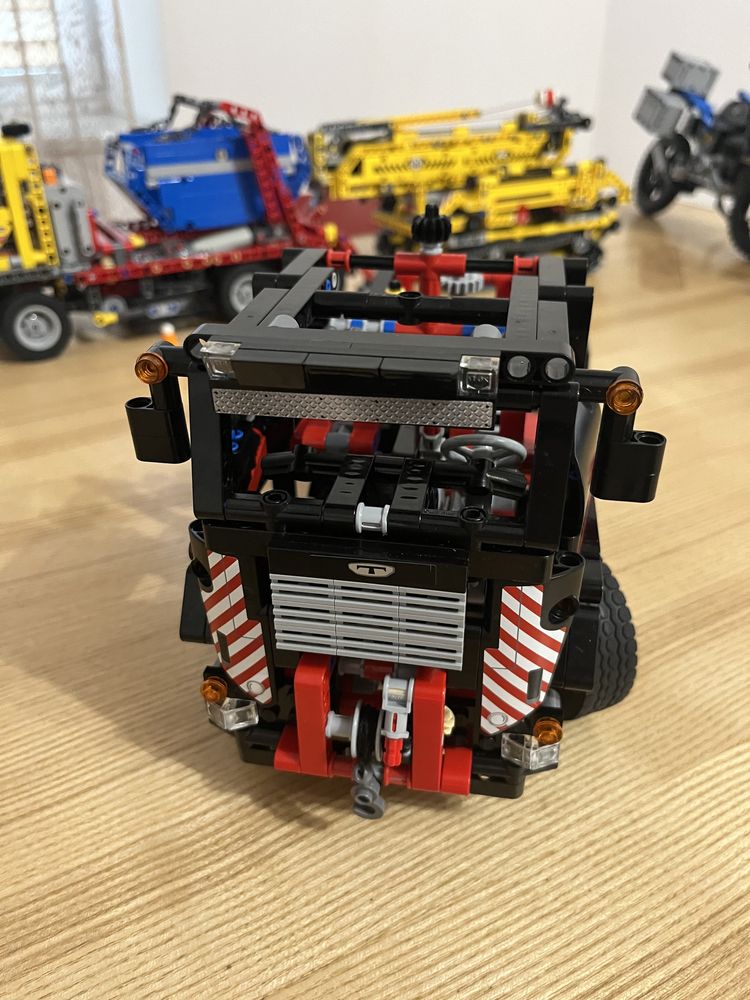 LEGO Technic 9395 Тягач конструктор Лего техник