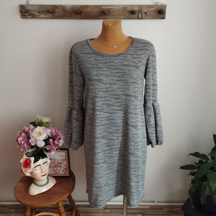 Sukienka damska dzianinowa jesienna bufiaste rękawy rozmiar 38 40