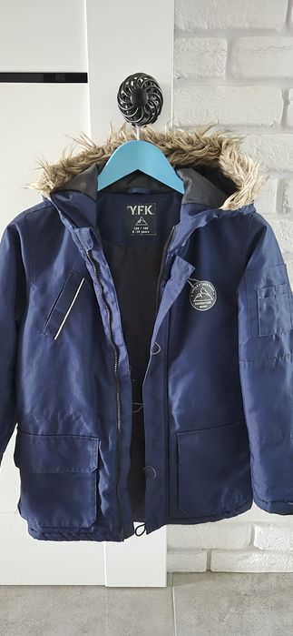 Kurtka zimowa  z kapturem