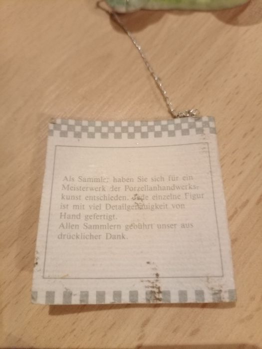 Boneco de porcelana feito á mão