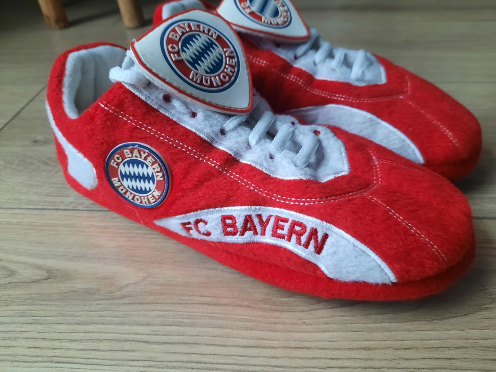 Buty Kapcie FC Bayern Munchen roz. 39-41